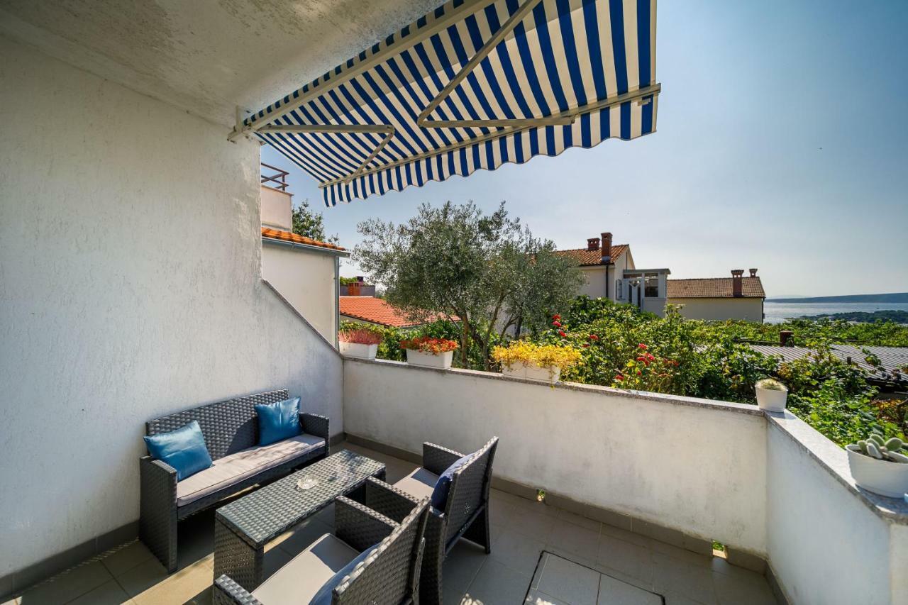 Apartments Mate Balote 54 Krk Exterior foto